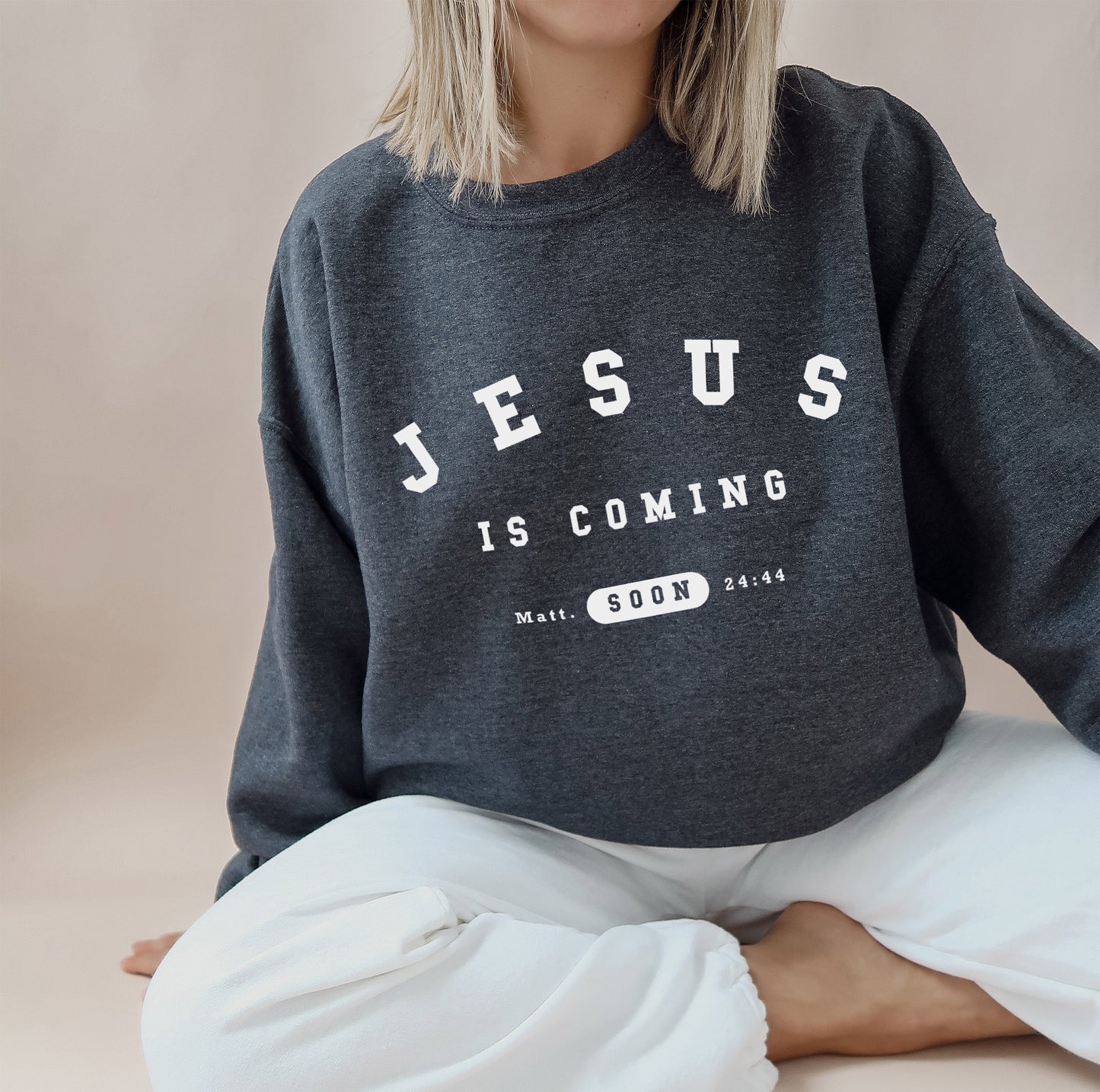Jesus is Coming Soon - Unisex Heavy Blend™ Crewneck Sweatshirt