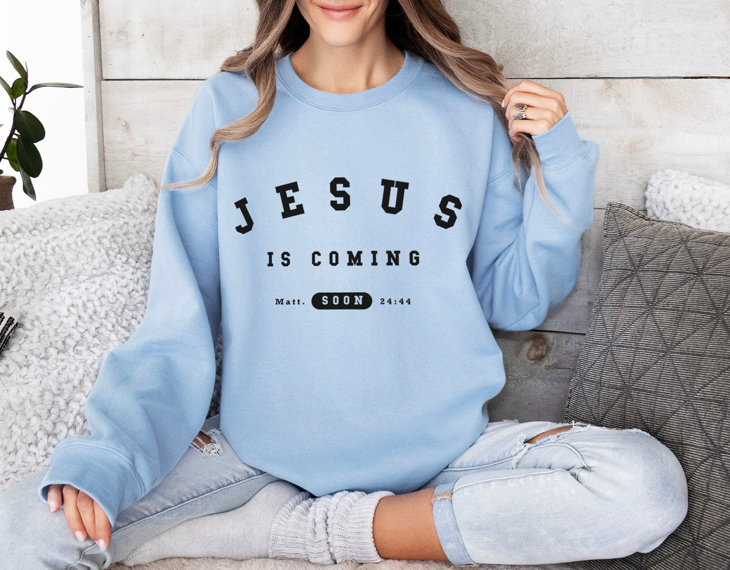 Jesus is Coming Soon - Unisex Heavy Blend™ Crewneck Sweatshirt